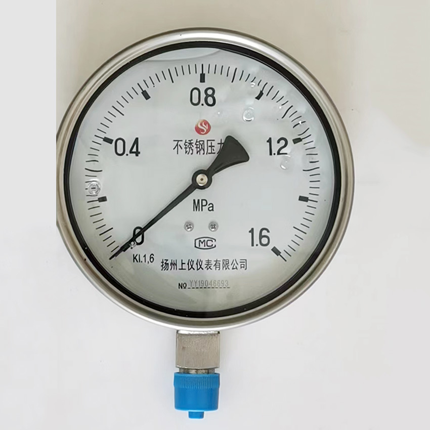 YN-150B不(bu)鏽鋼耐震壓力(lì)表