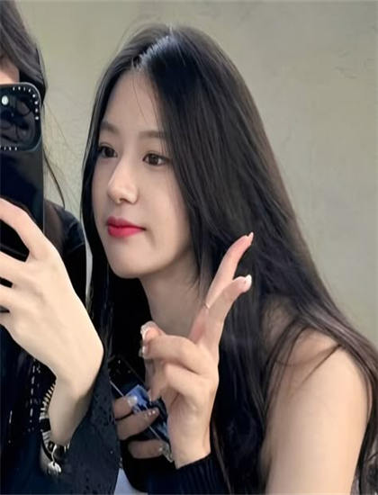 可以在一起不同导演版本比较现象级的：艺术风格差异当代分析